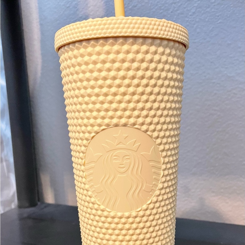 Overseas Butter Yellow Starbucks Tumbler New With Tags